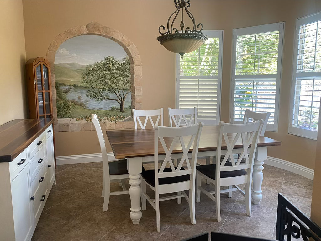 The Elizabeth Farm Table