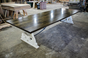 The Janet Farm Table