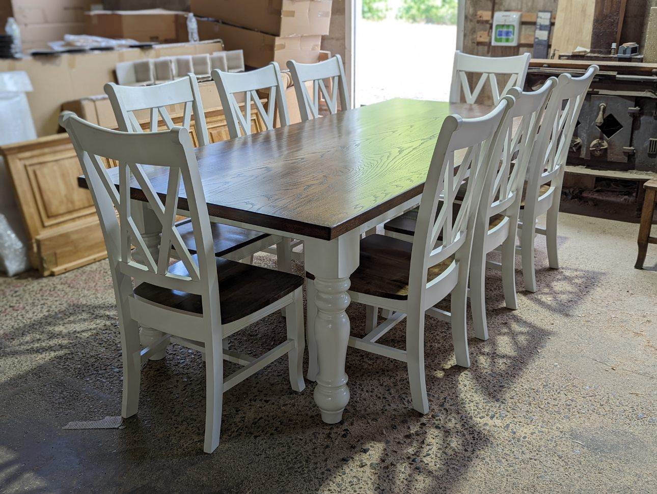 The Elizabeth Farm Table